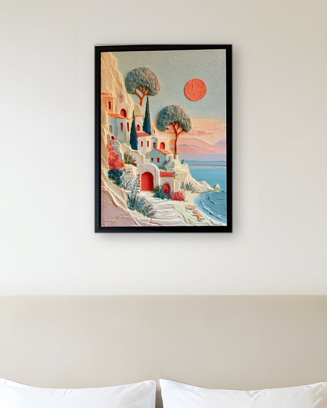 Kızıl Güneşli Akdeniz Köyü tablosu otel odası duvarında: 50 × 70 cm, siyah ahşap çerçeve