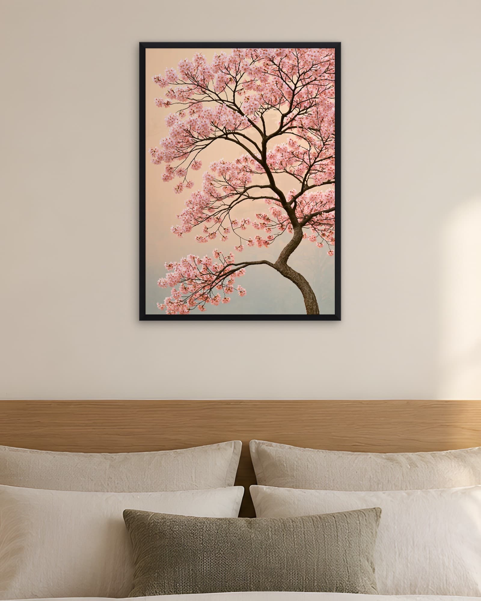 Pembe Sakura Dalı — Çiçek Duvar Tablosu, duvarda oda görünümü