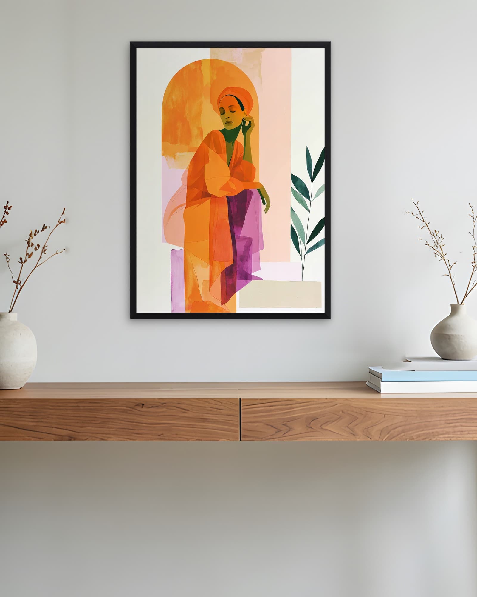 Turuncu Kaftanlı Kadın — Minimalist Duvar Tablosu, duvarda oda görünümü