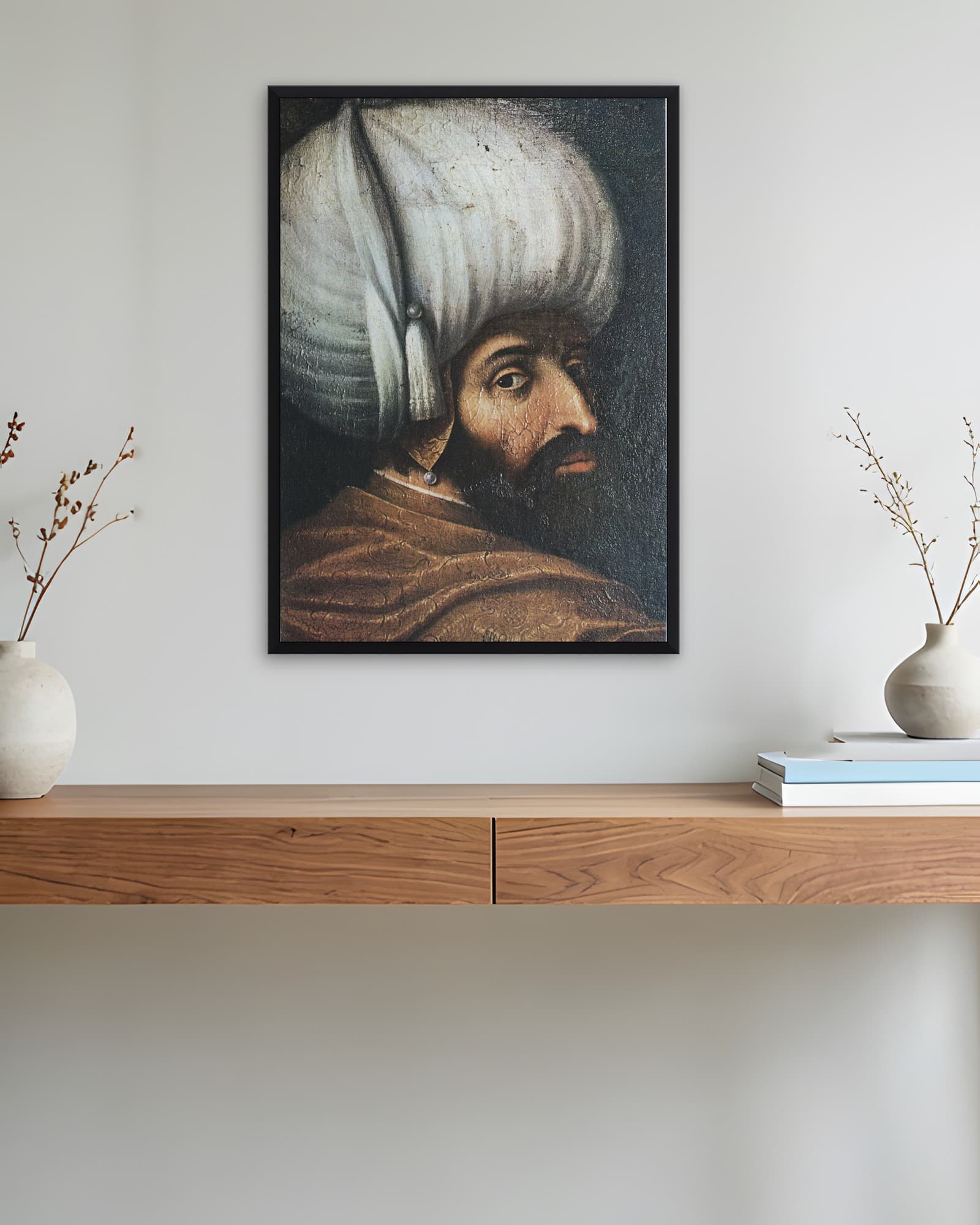 Yıldırım Bayezid Portresi — Osmanlı Padişahı Tablosu, duvarda oda görünümü